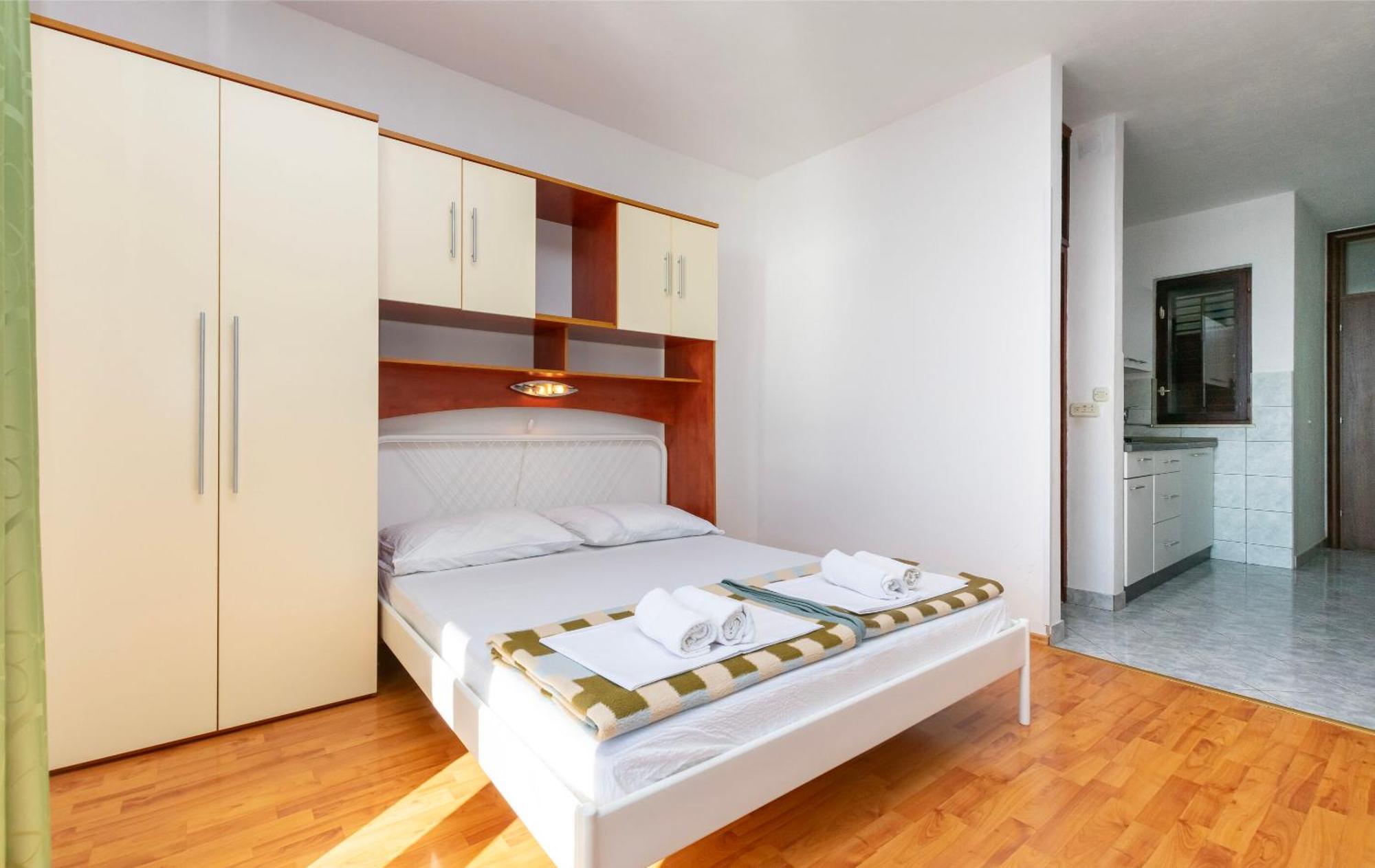 Apartments Ivo - Sea View; Pisak Exterior foto